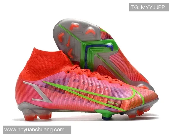 刺客14足球鞋球星上脚展现速度与精准兼备的全能表现